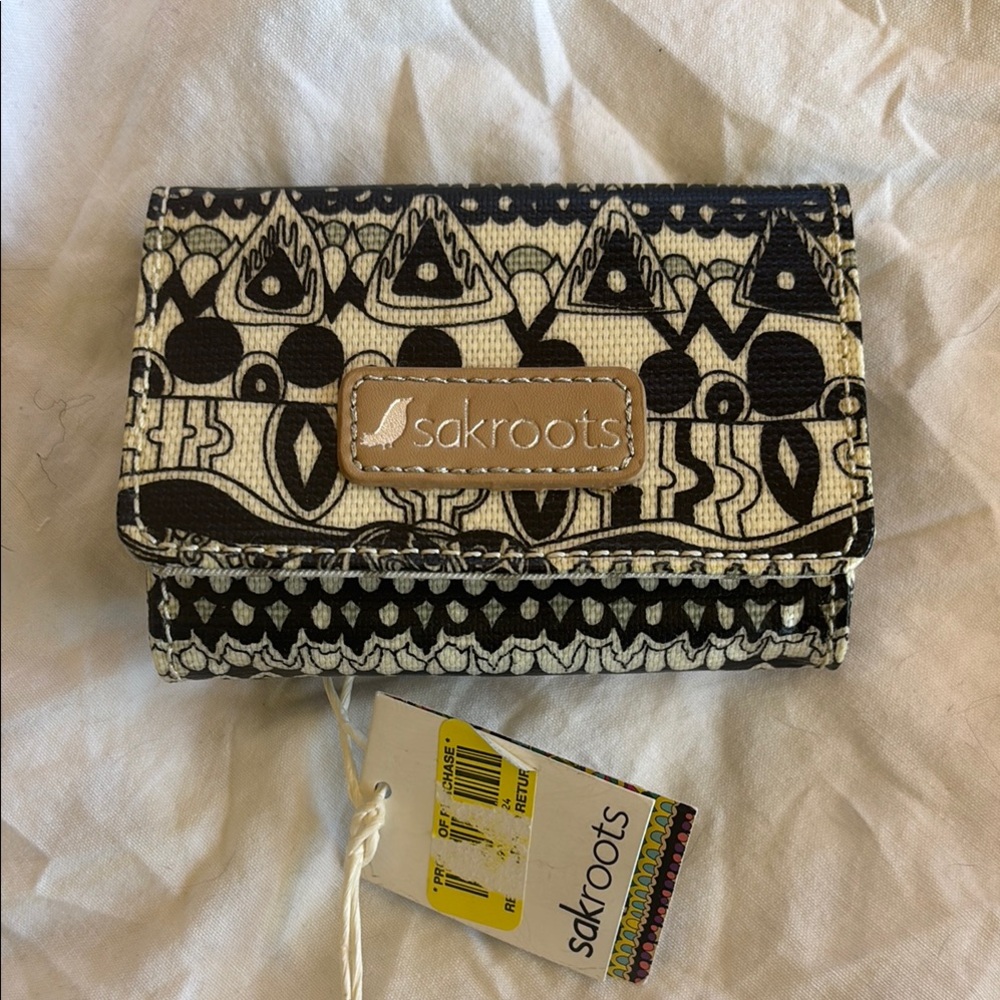 NWT Sakroots Black and White Wallet